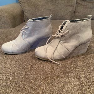 NWOT Women’s wedge bootie Size 6.5
